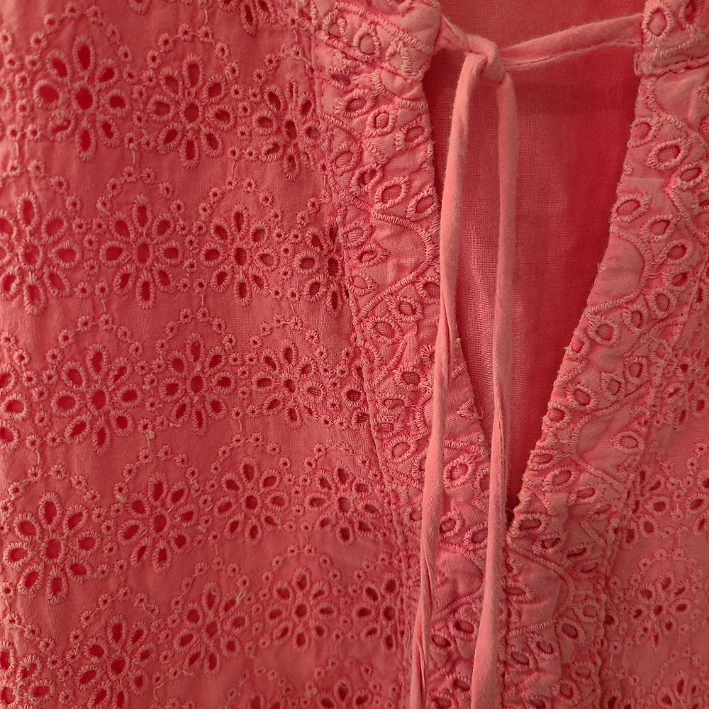 Vineyard Vines Top - Picture 2 of 6